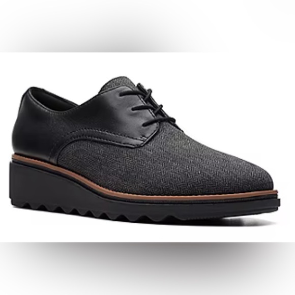 Clarks Ultimate Comfort Collection Oxfords in Gray/Black Size 9 - Picture 1 of 7